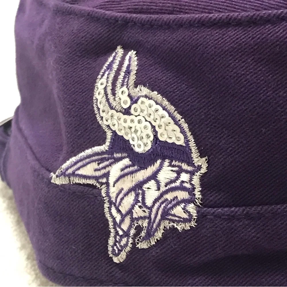 NFL Team Apparel - Minnesota Vikings Woman's Flat Top Football Cap